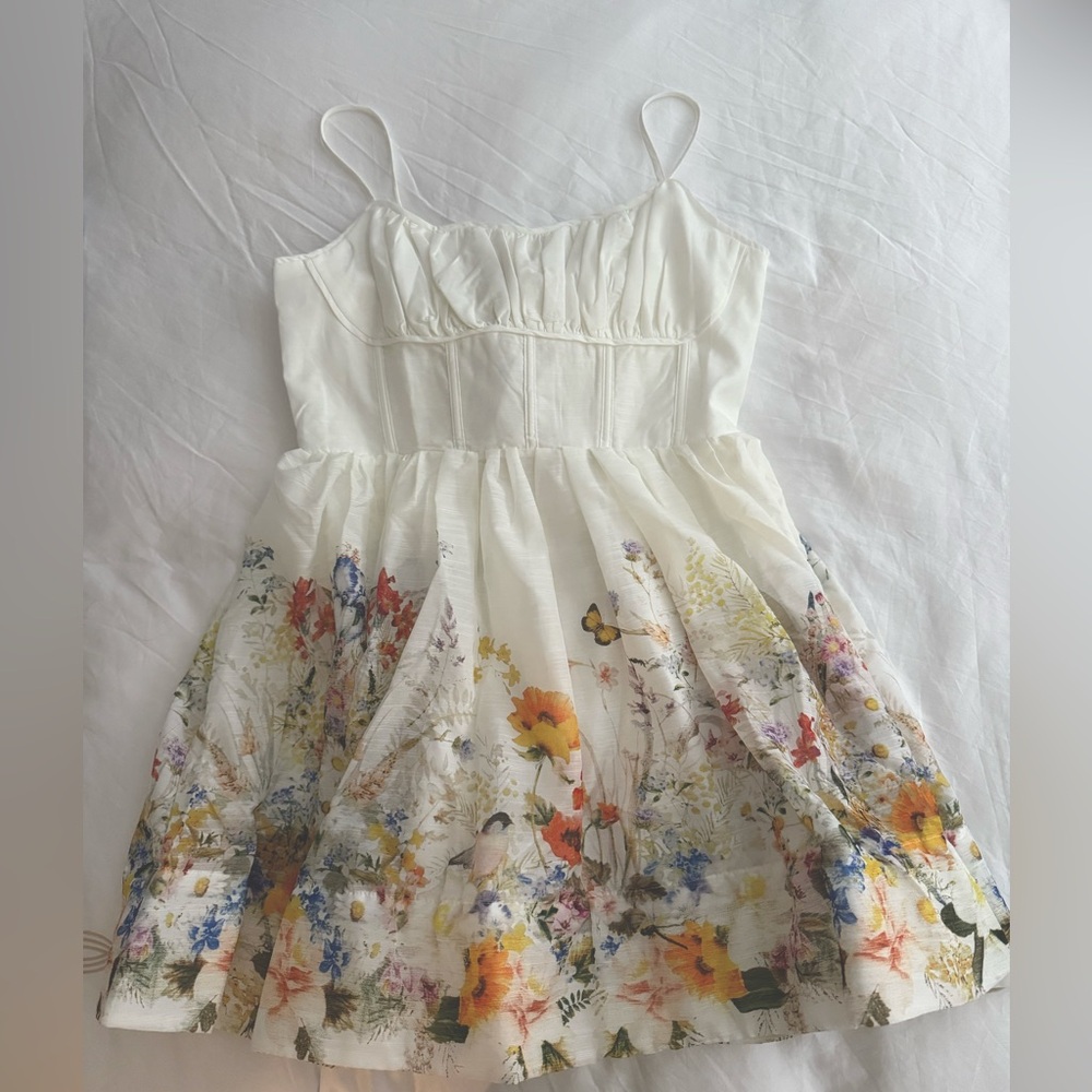 Valentina Ruched dress 
Brand Miss Rosier